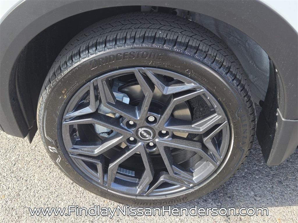 new 2025 Nissan Kicks car, priced at $28,042