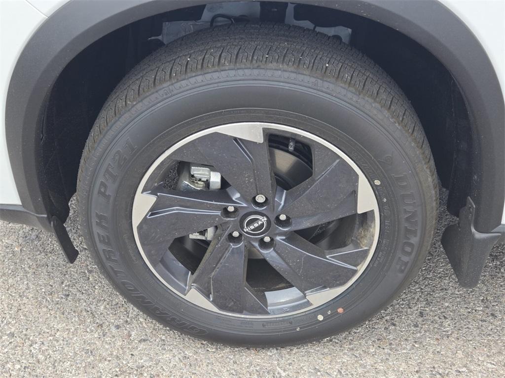 new 2025 Nissan Rogue car, priced at $34,270