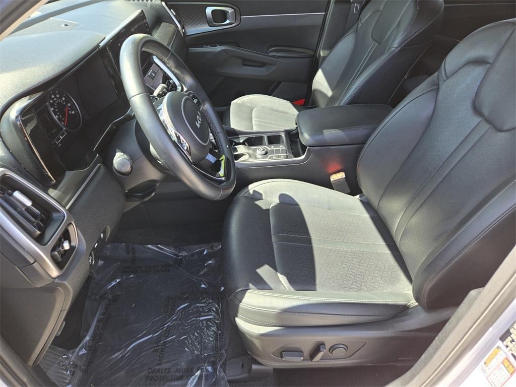 used 2022 Kia Sorento car, priced at $27,984