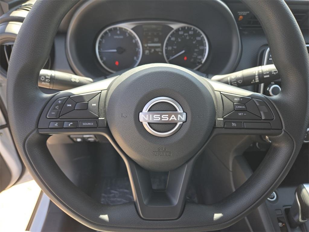 new 2025 Nissan Kicks Play car, priced at $23,286