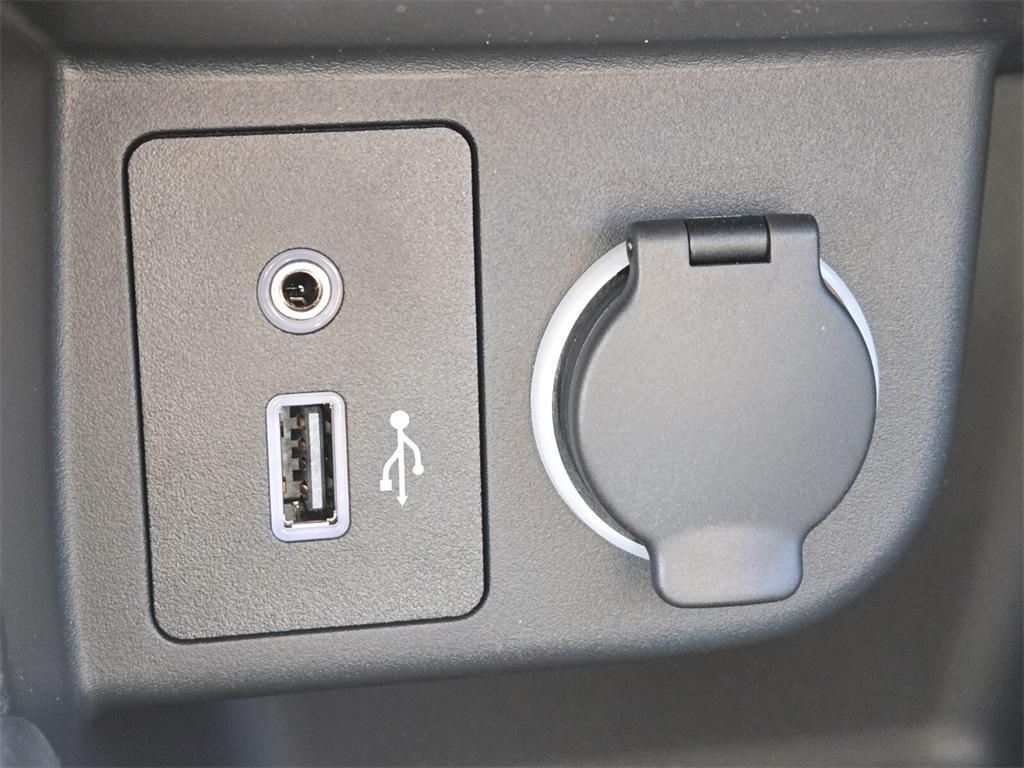 new 2025 Nissan Kicks Play car, priced at $23,286