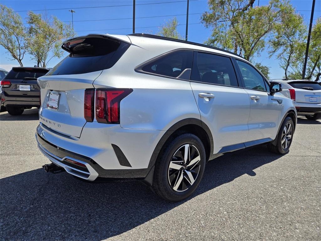 used 2022 Kia Sorento car, priced at $27,984