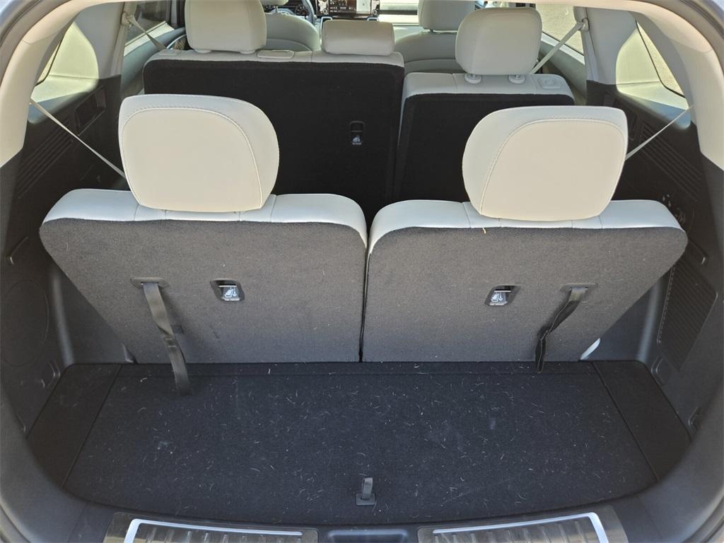 used 2022 Kia Sorento car, priced at $27,984