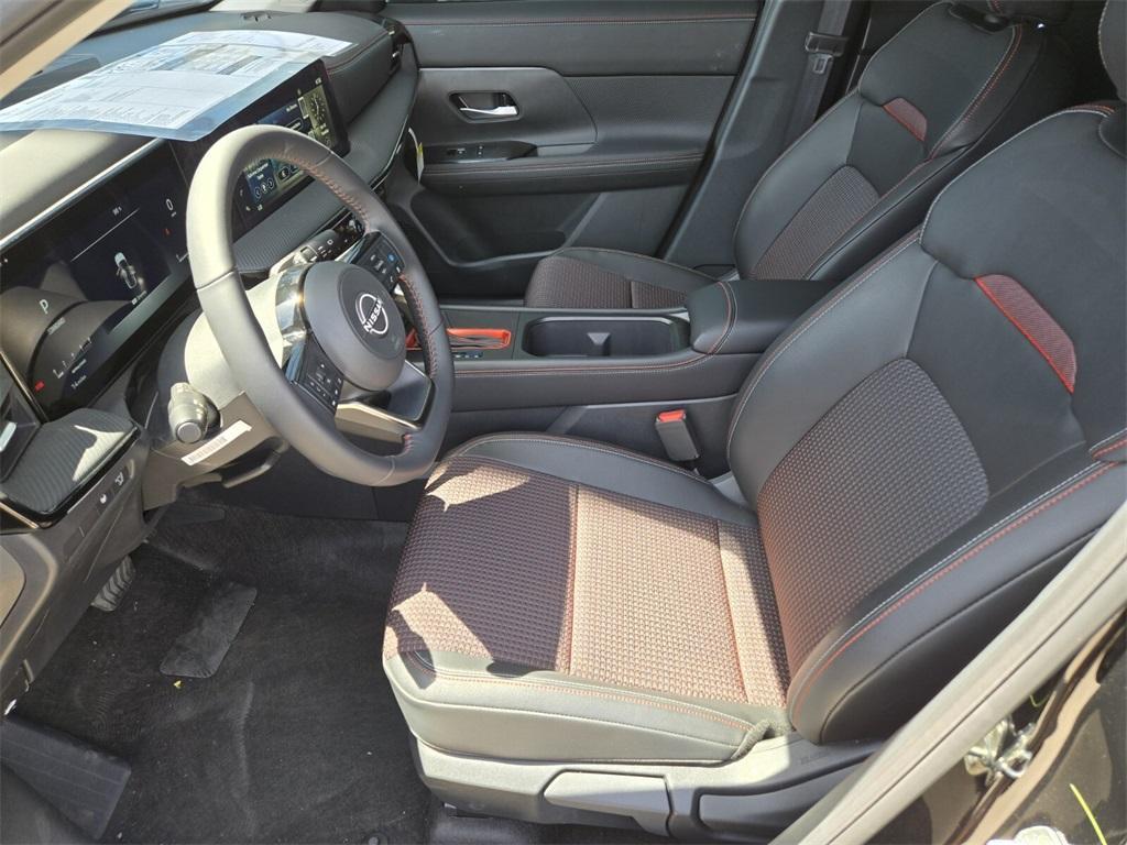 new 2025 Nissan Kicks car, priced at $26,925