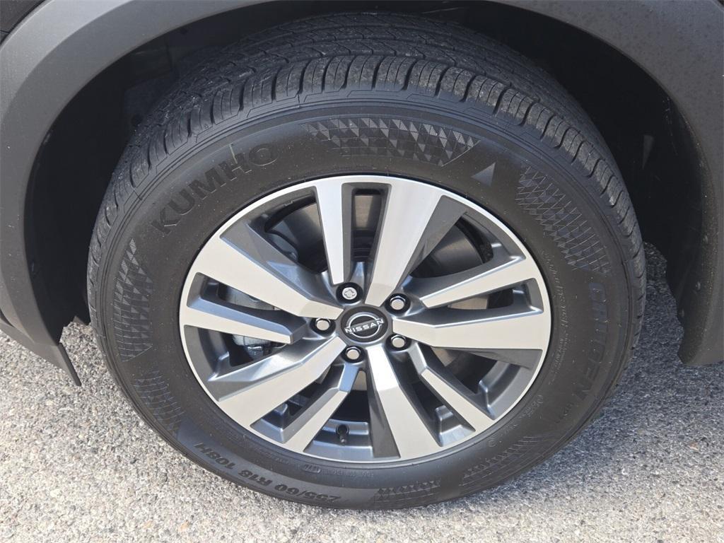 new 2025 Nissan Pathfinder car, priced at $41,630