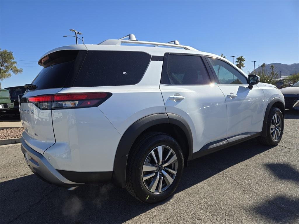 new 2025 Nissan Pathfinder car, priced at $41,982