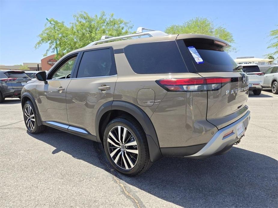 new 2024 Nissan Pathfinder car, priced at $51,148