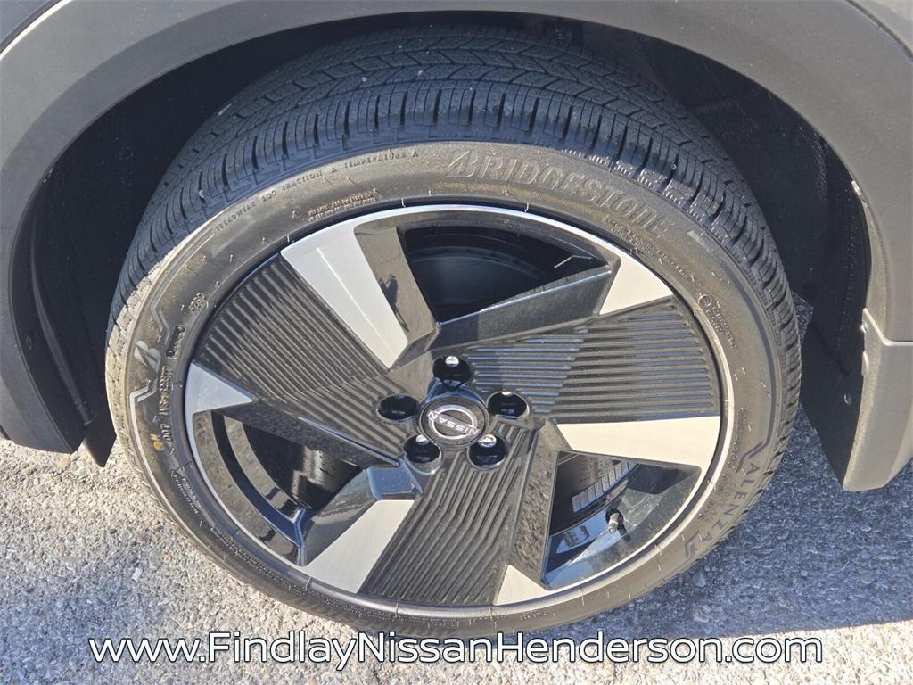 new 2025 Nissan Kicks car, priced at $26,969