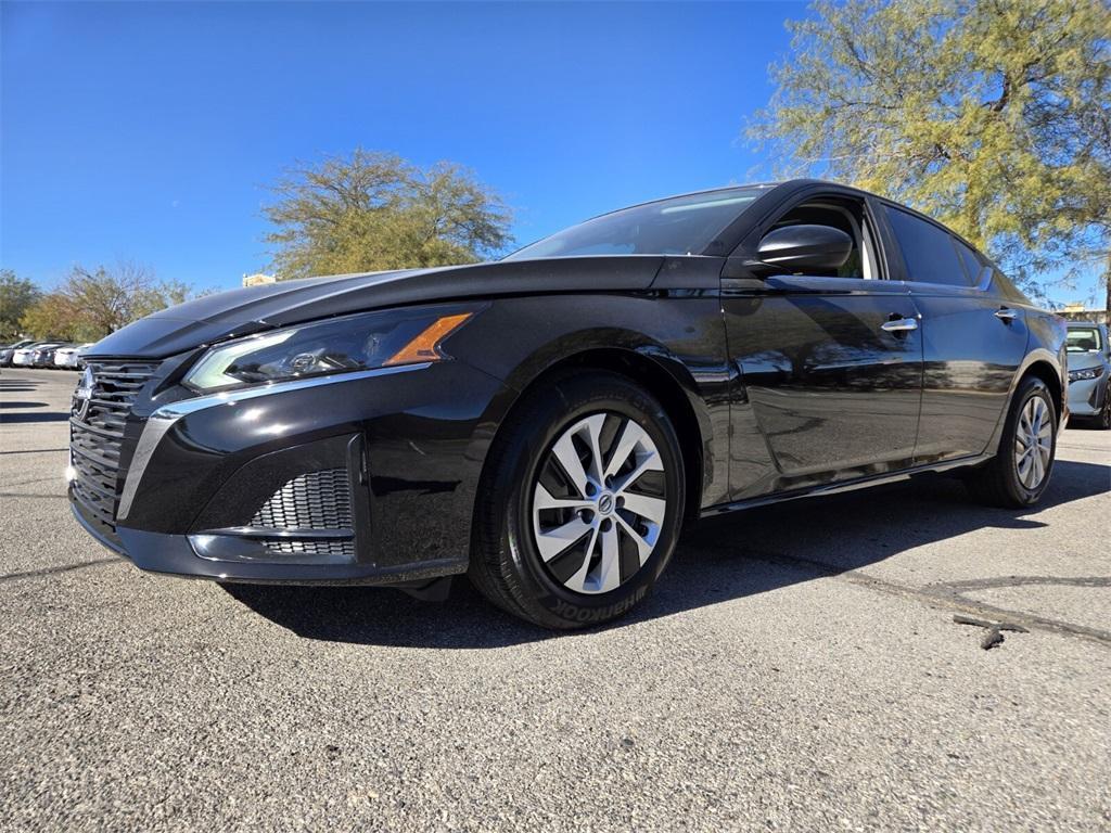 new 2025 Nissan Altima car, priced at $26,622