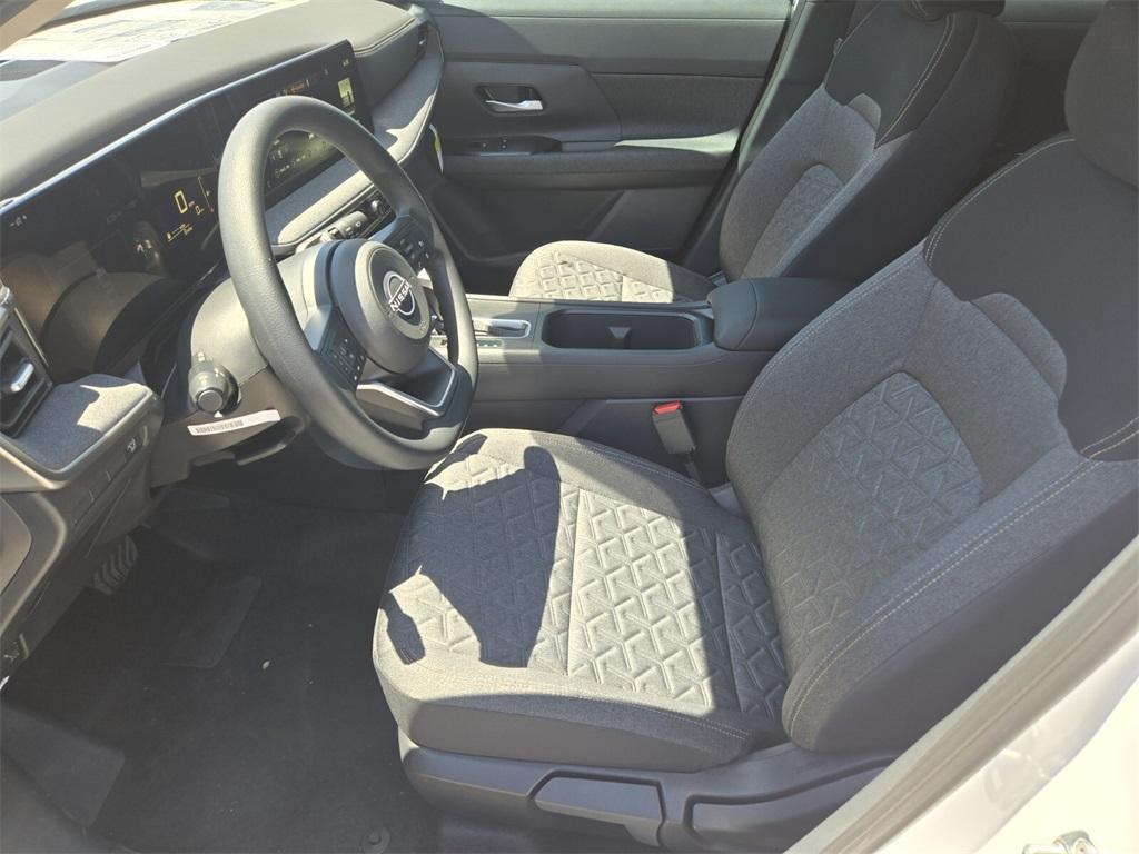 new 2025 Nissan Kicks car, priced at $25,685