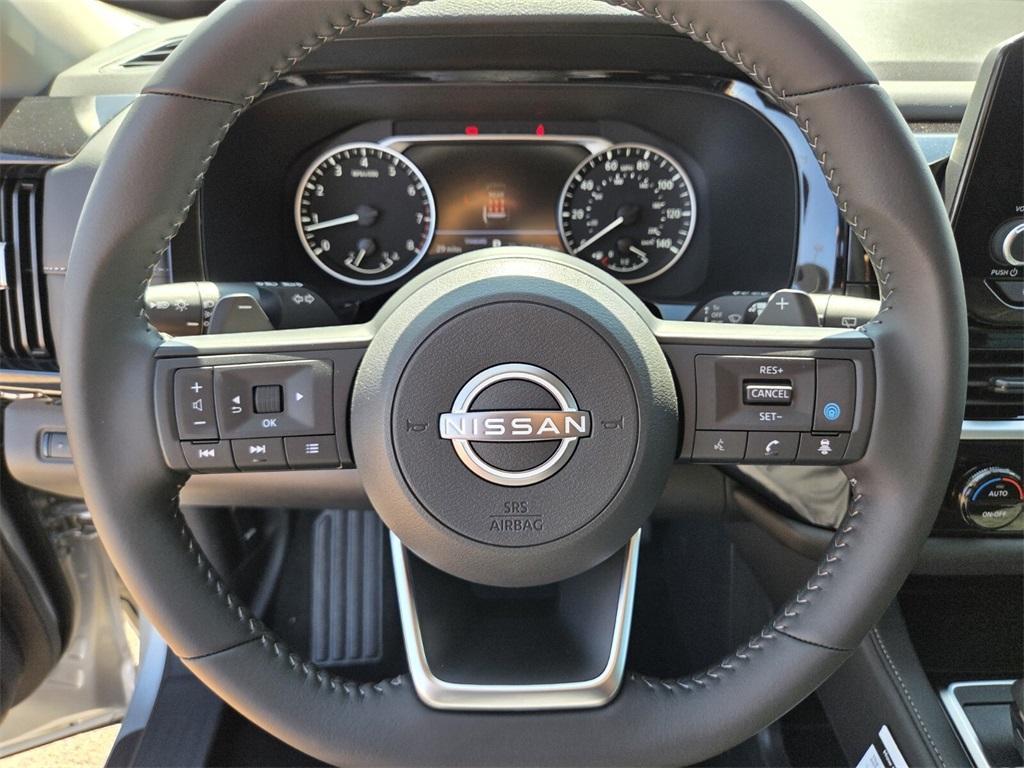 new 2025 Nissan Pathfinder car, priced at $39,805