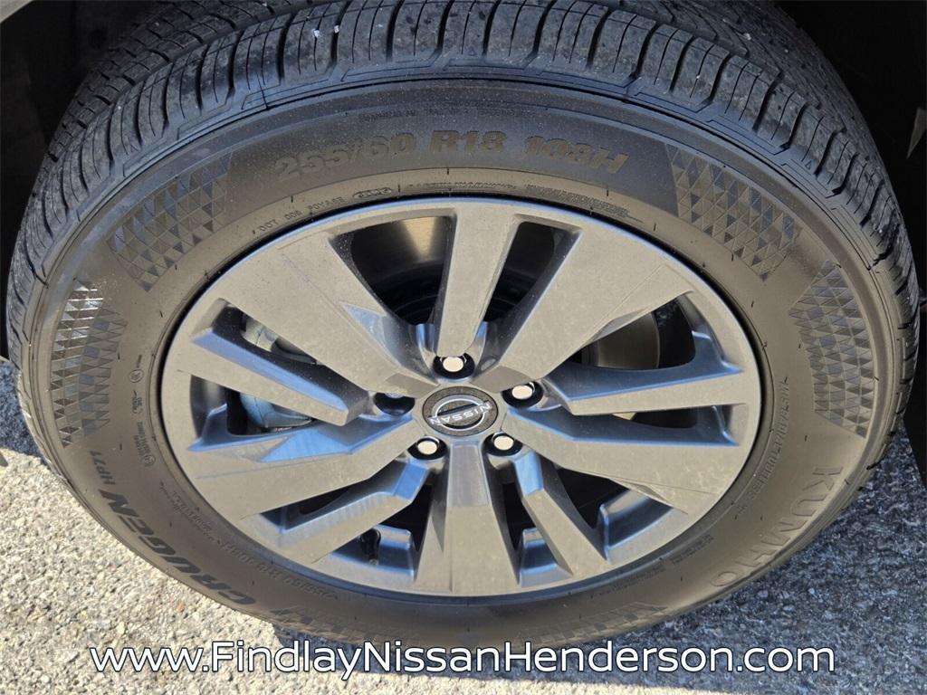 new 2025 Nissan Pathfinder car, priced at $34,805