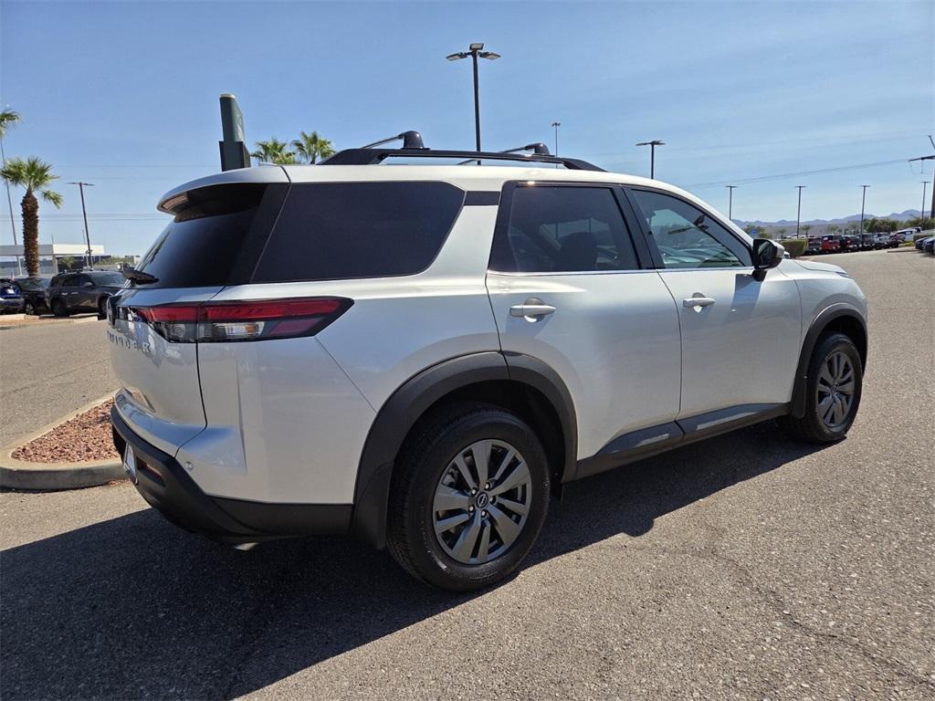 new 2025 Nissan Pathfinder car, priced at $39,805