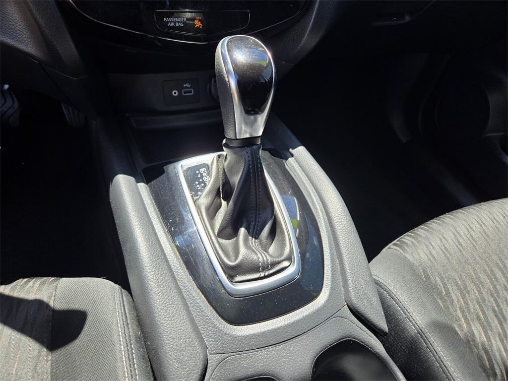 used 2018 Nissan Rogue car, priced at $13,984