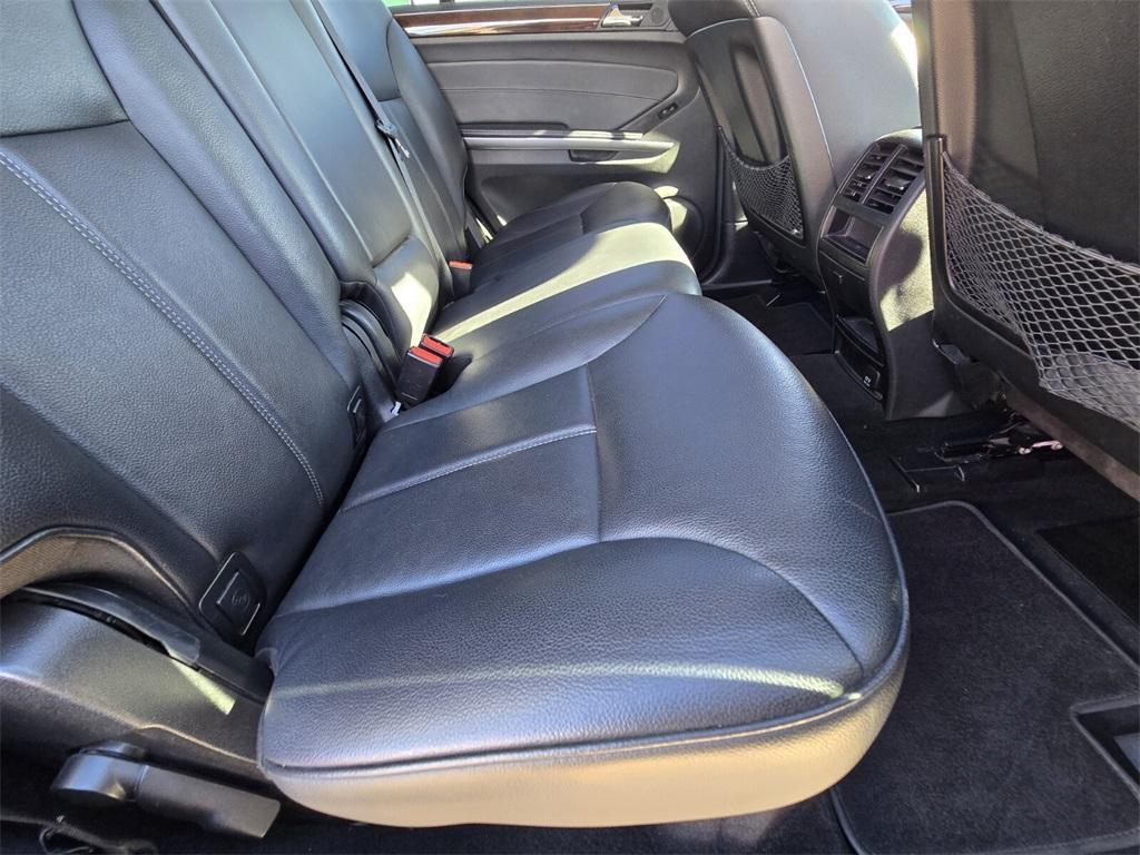used 2010 Mercedes-Benz GL-Class car, priced at $9,999