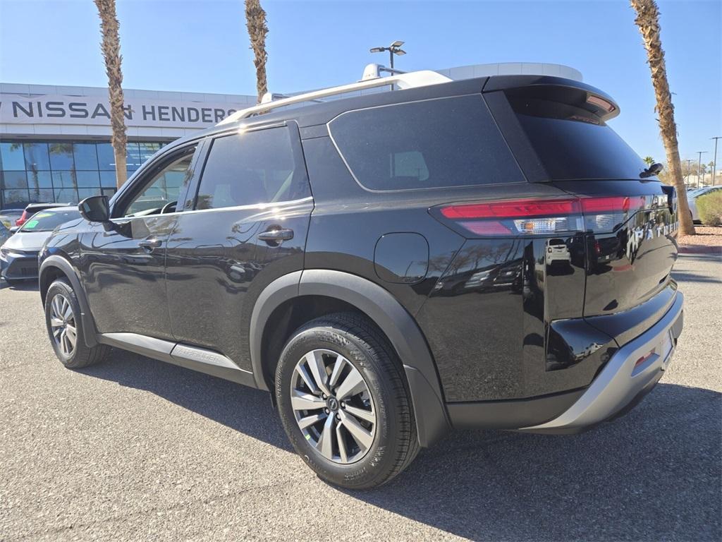 new 2025 Nissan Pathfinder car, priced at $44,200