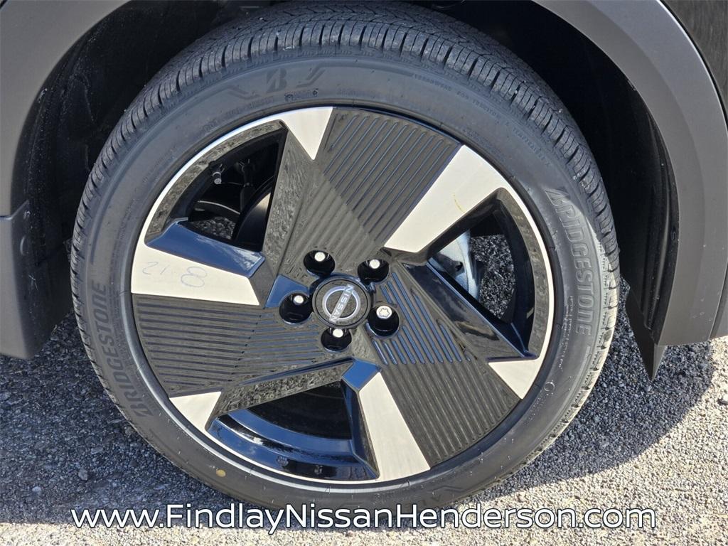 new 2025 Nissan Kicks car, priced at $26,969