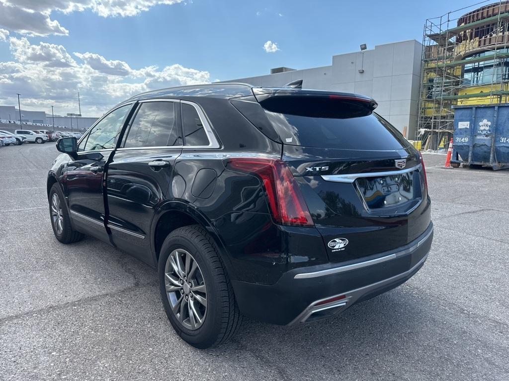 used 2021 Cadillac XT5 car, priced at $31,984