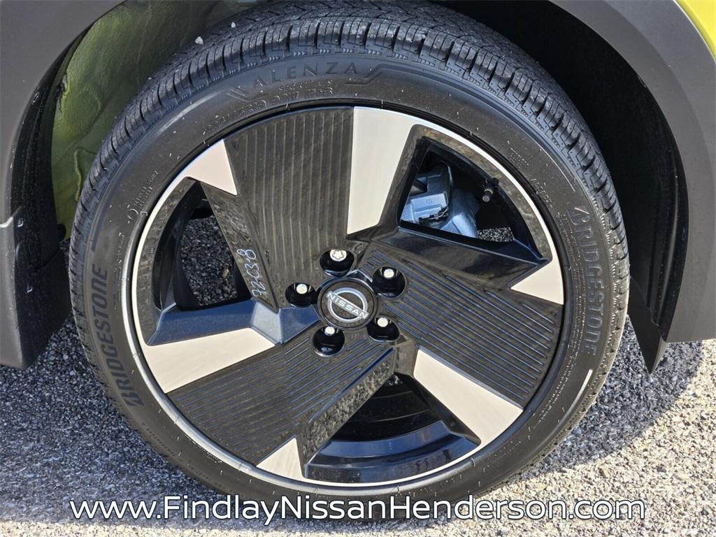 new 2025 Nissan Kicks car, priced at $27,741