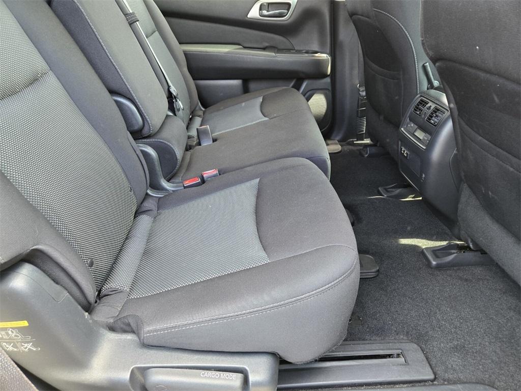 used 2020 Nissan Pathfinder car, priced at $18,249