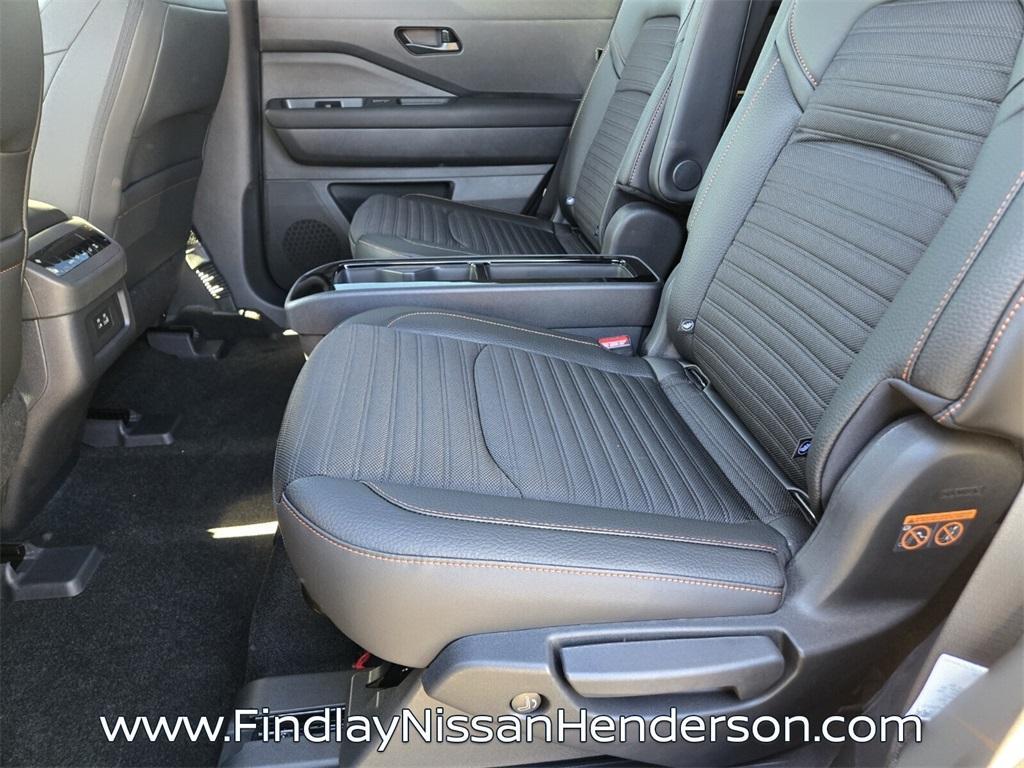 new 2025 Nissan Pathfinder car, priced at $41,620