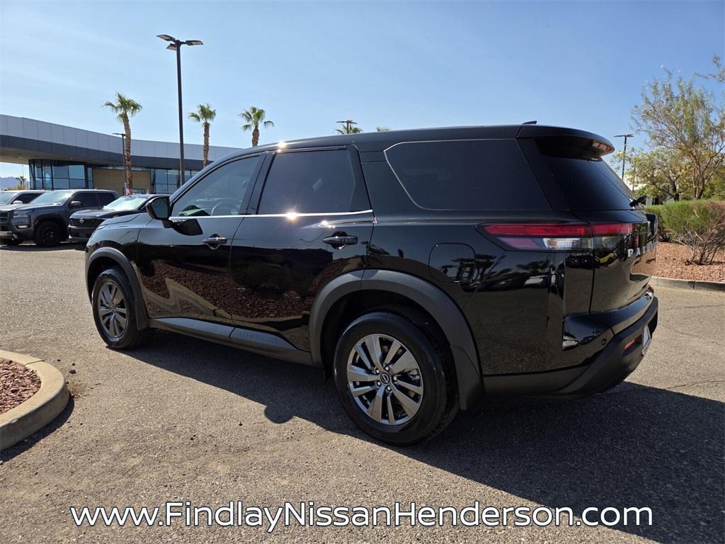 new 2025 Nissan Pathfinder car, priced at $31,536
