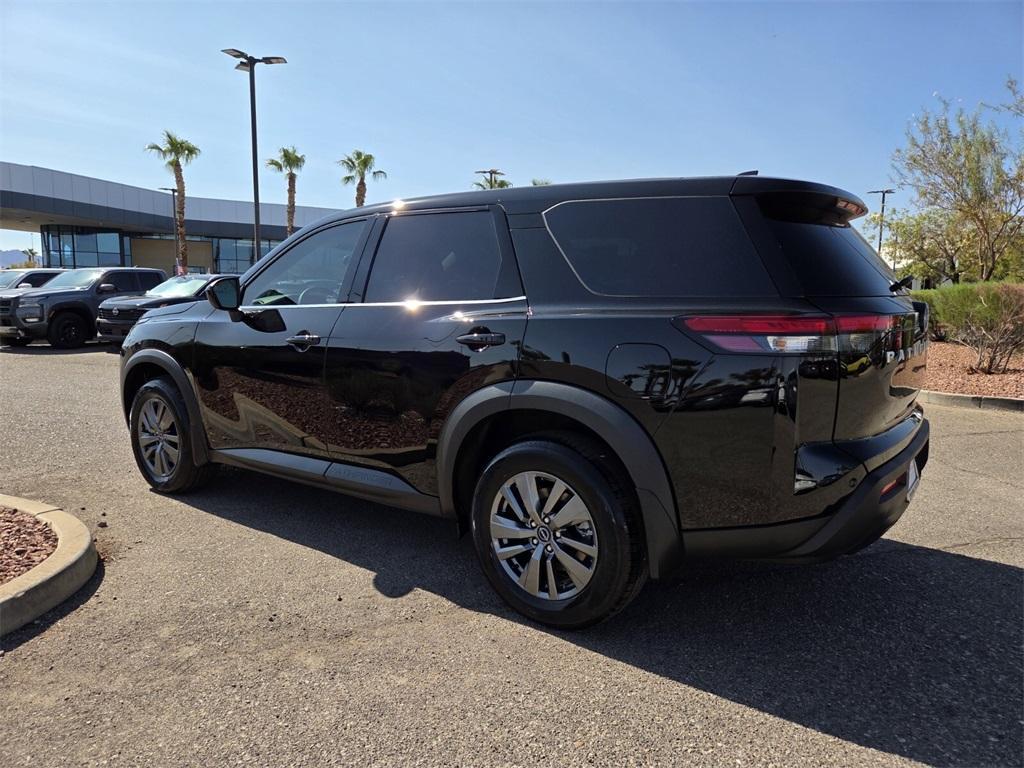 new 2025 Nissan Pathfinder car, priced at $36,536