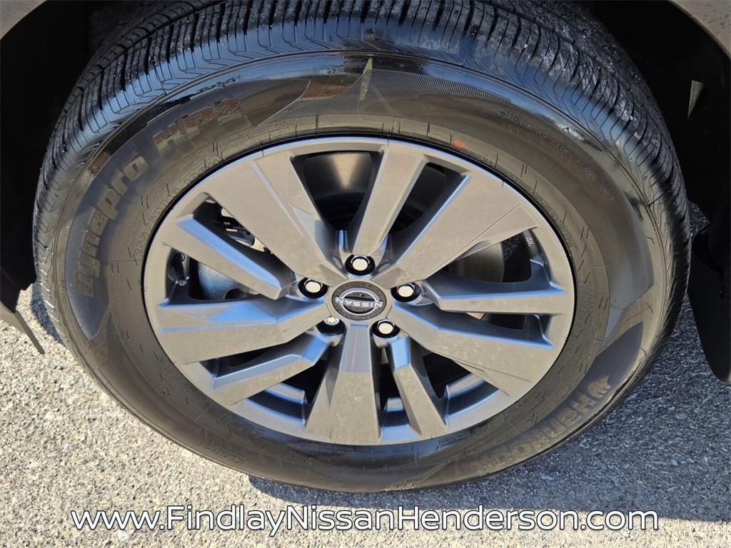 new 2025 Nissan Pathfinder car, priced at $31,536