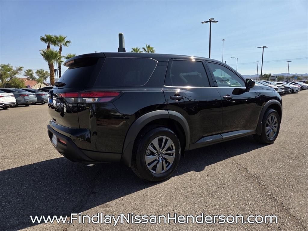 new 2025 Nissan Pathfinder car, priced at $31,536