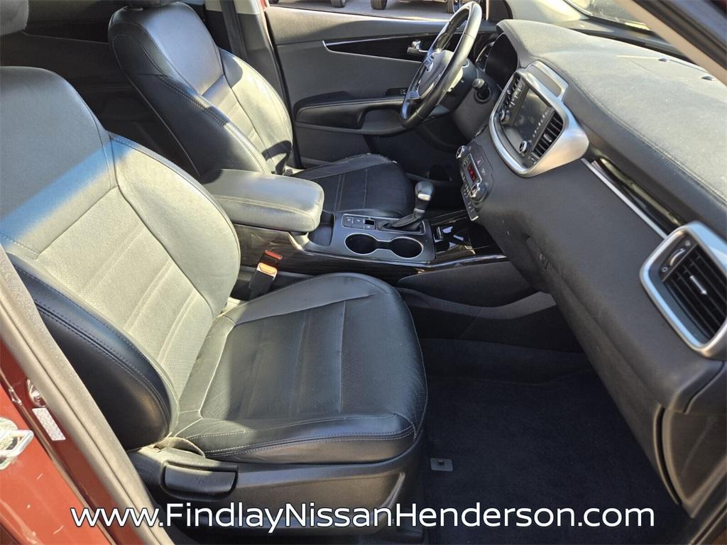 used 2019 Kia Sorento car, priced at $18,749
