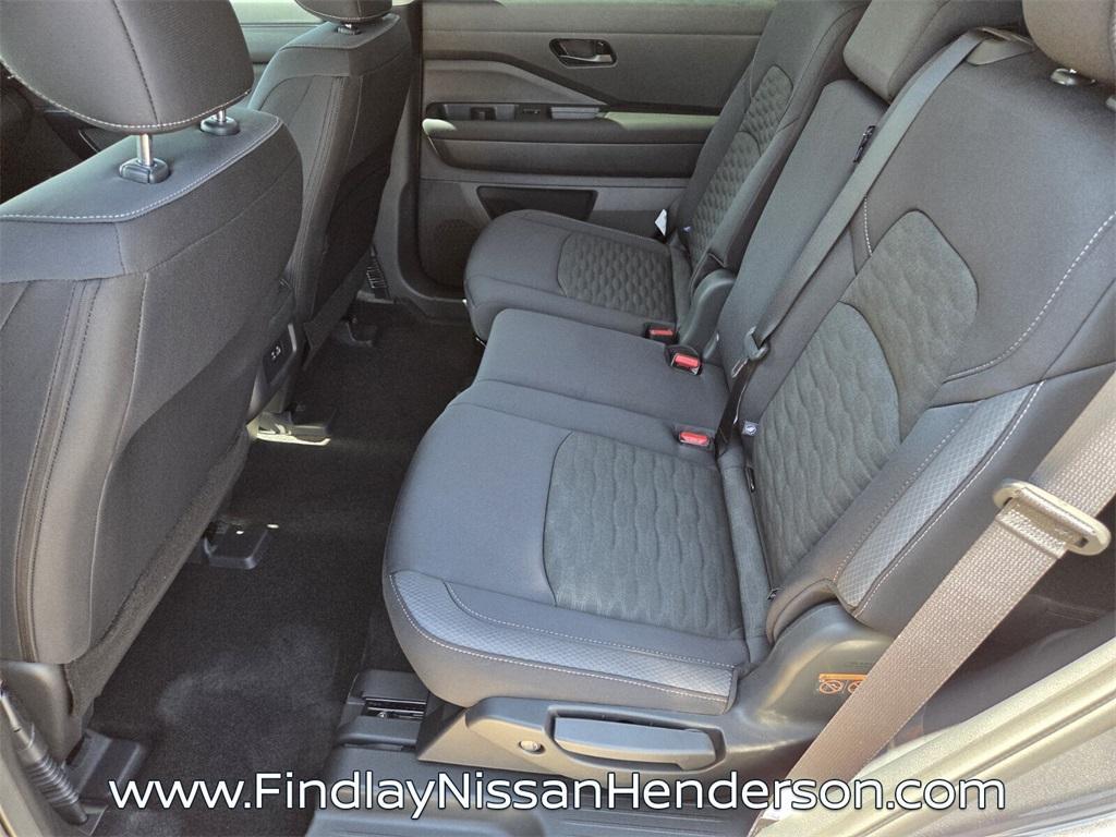 new 2025 Nissan Pathfinder car, priced at $31,615