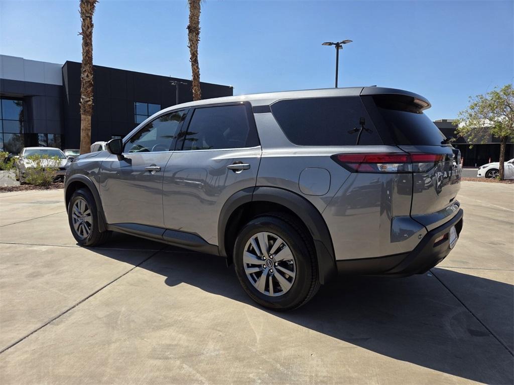 new 2025 Nissan Pathfinder car, priced at $36,615