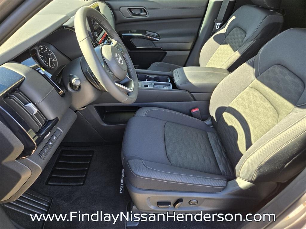 used 2025 Nissan Pathfinder car, priced at $32,984