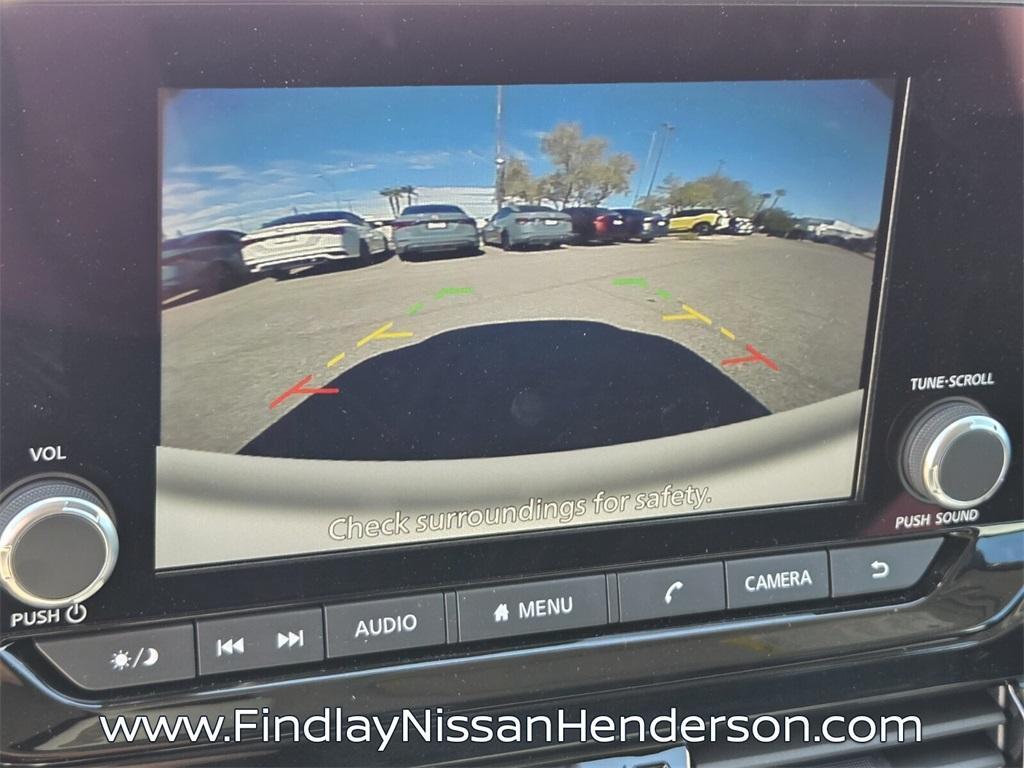 new 2025 Nissan Pathfinder car, priced at $34,700