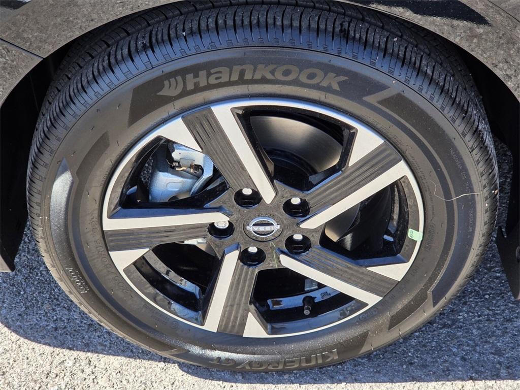 new 2025 Nissan Sentra car, priced at $23,785