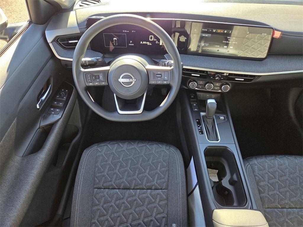 new 2025 Nissan Kicks car, priced at $25,527
