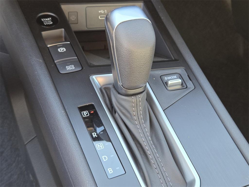 new 2025 Nissan Kicks car, priced at $25,527