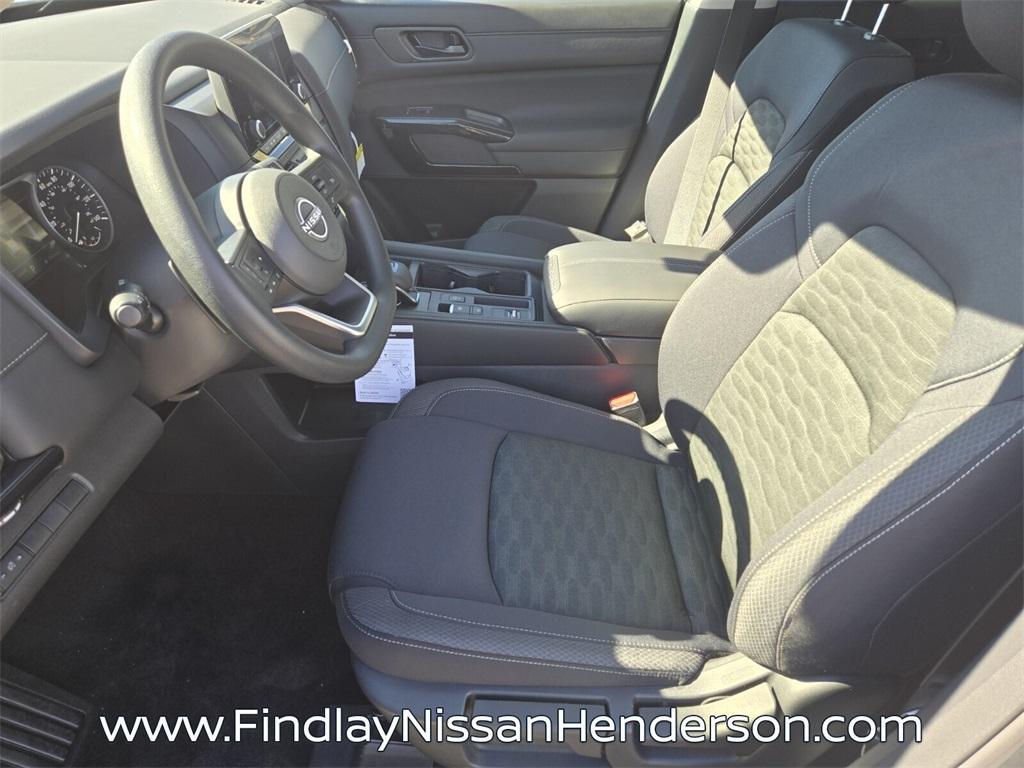 new 2025 Nissan Pathfinder car, priced at $31,650