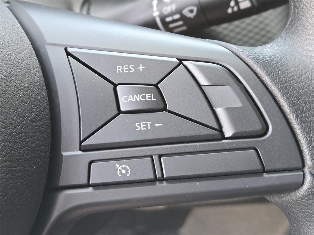 new 2025 Nissan Kicks Play car, priced at $23,286