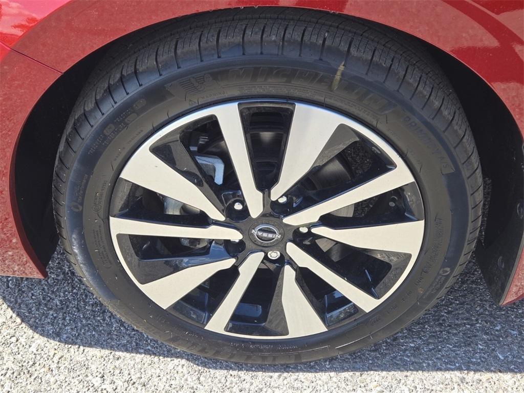 new 2025 Nissan Sentra car, priced at $26,702