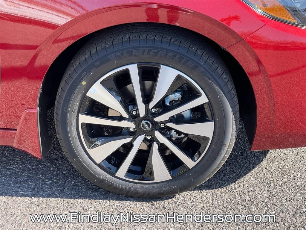 new 2025 Nissan Sentra car, priced at $25,882