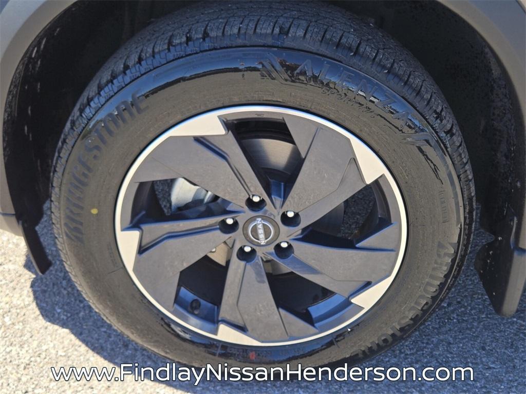 used 2024 Nissan Rogue car, priced at $24,984