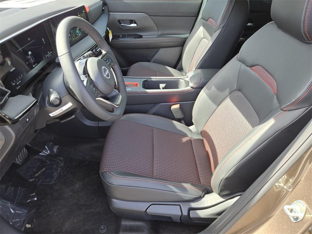 new 2025 Nissan Kicks car, priced at $28,219