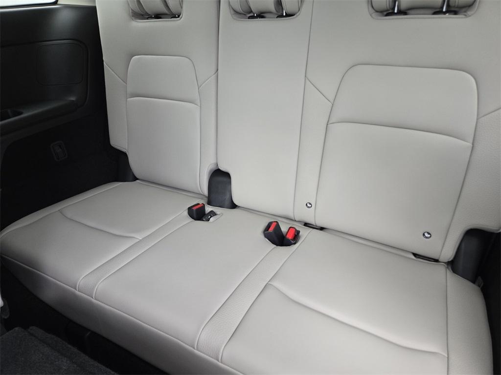 new 2025 Nissan Pathfinder car, priced at $42,589