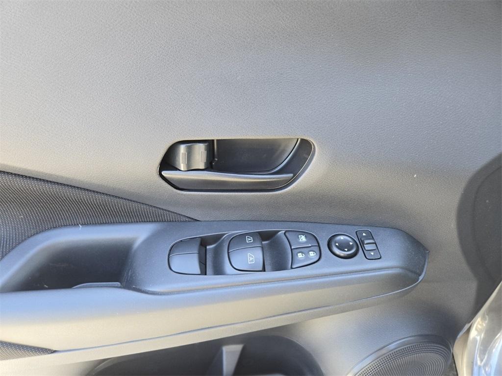 new 2025 Nissan Kicks Play car, priced at $23,286