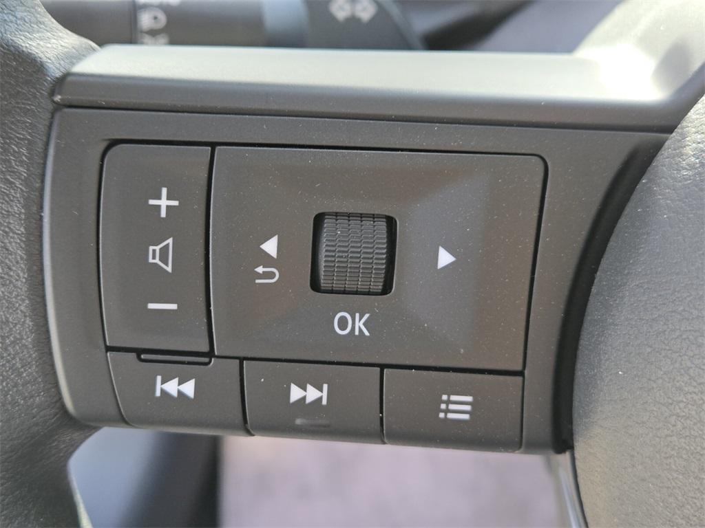 new 2025 Nissan Kicks car, priced at $25,993