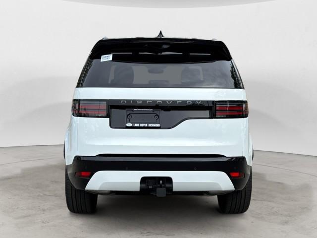 new 2025 Land Rover Discovery car, priced at $76,668