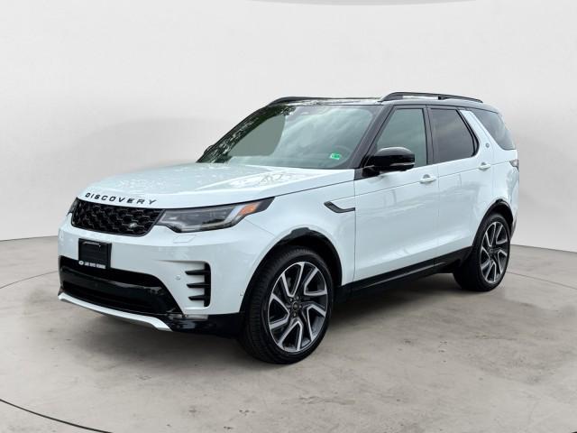 new 2025 Land Rover Discovery car, priced at $76,668