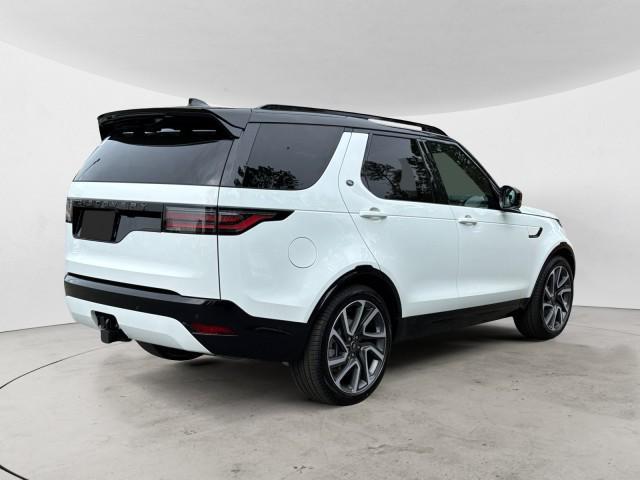 new 2025 Land Rover Discovery car, priced at $76,668