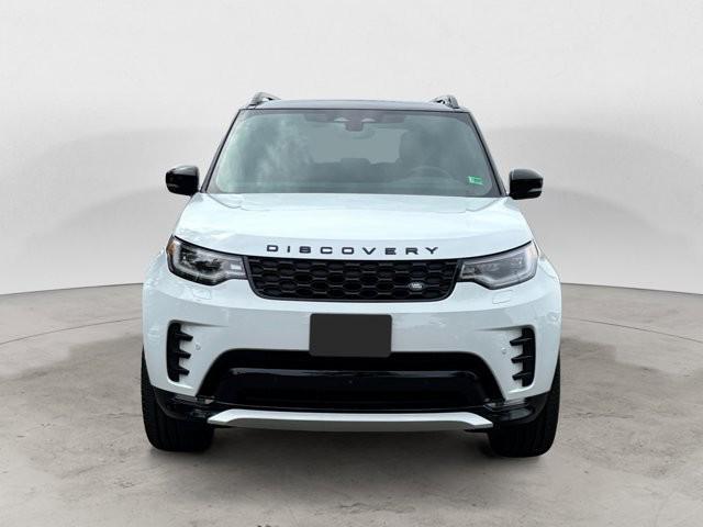 new 2025 Land Rover Discovery car, priced at $76,668